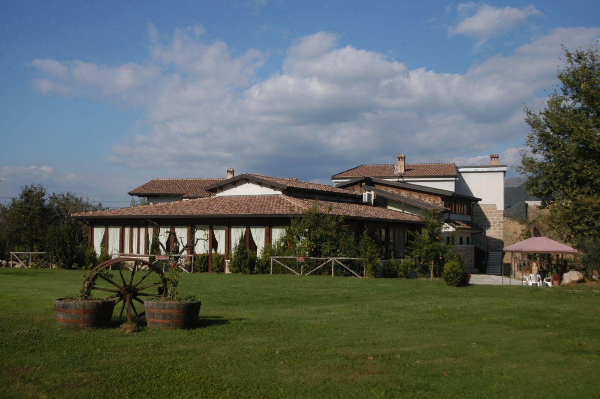 Borgo Patierno Casa de hóspedes Conca della Campania Exterior foto